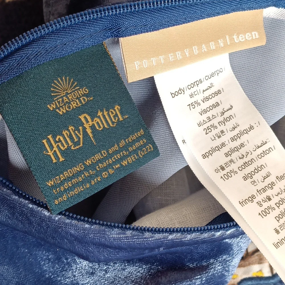 NWT Pottery Barn x Harry Potter Hogwart Castle Pillow Cover Blue Velvet 18